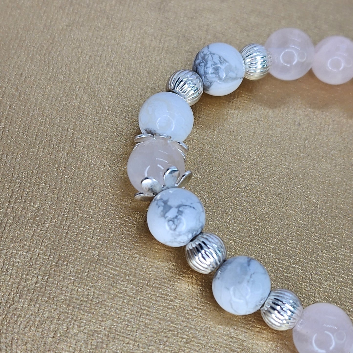 Bracelet Lumière Pure – Quartz Rose - Howlite & Argent Fée de Laurier