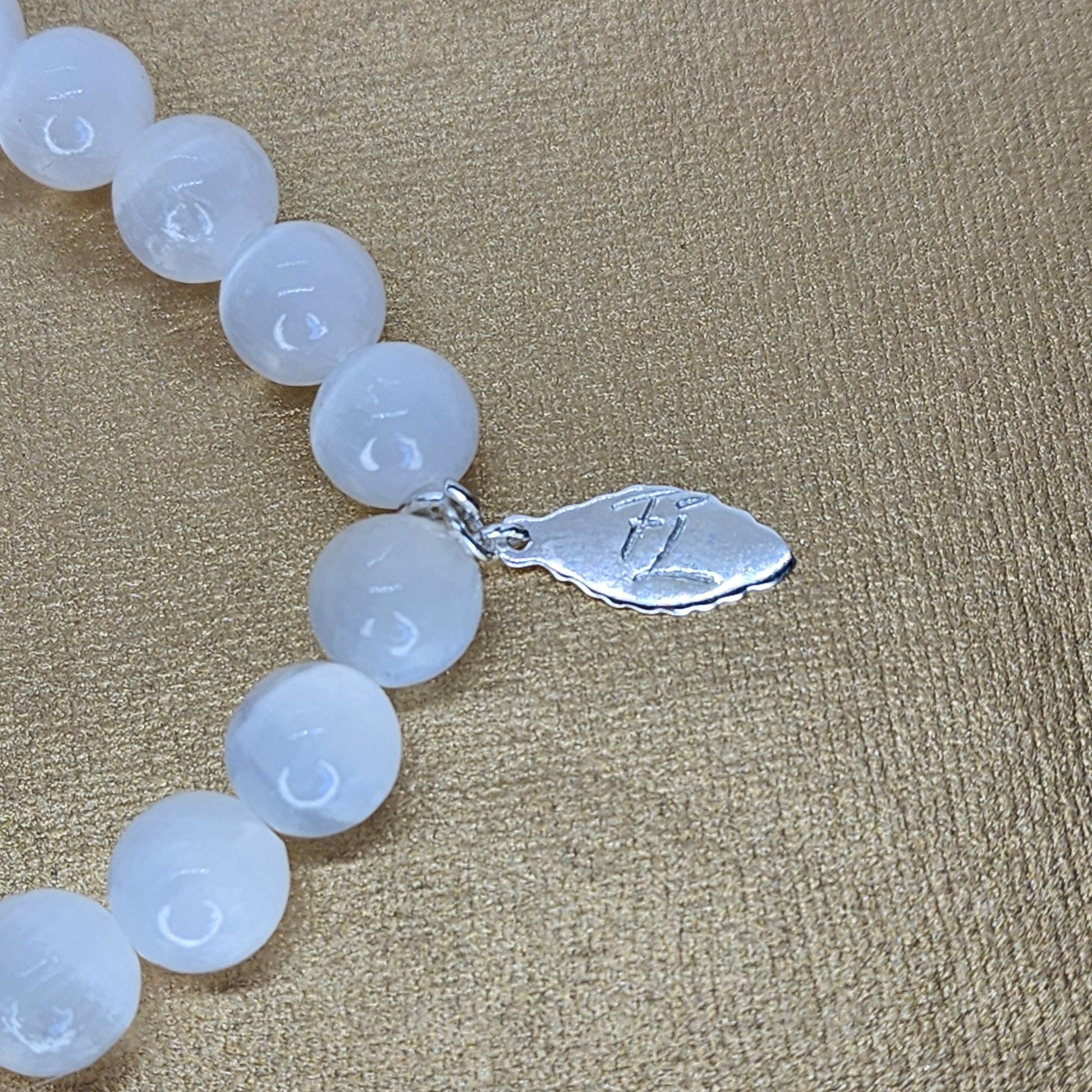 Bracelet solide en argent 925 et pierres naturelles